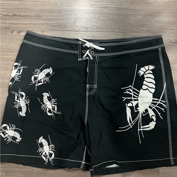 Polo by Ralph Lauren Swim Trunks - Black with lobster print - Size 40 - Picture 2 of 8